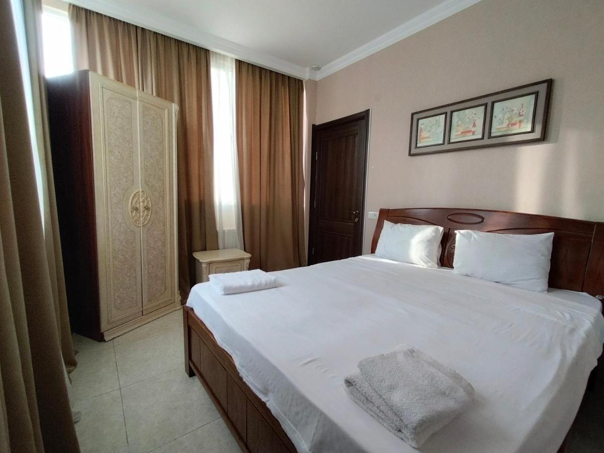 New Star Hotel Tbilisi Exterior foto